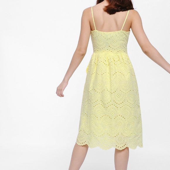 Yellow Eyelet Lace Tie Front Midi Sundress - Picture 2 of 4